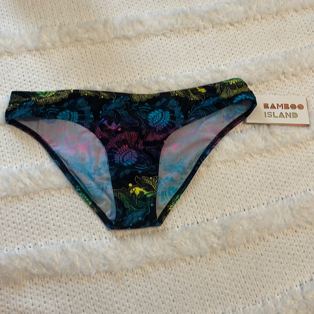 Bamboo Island ocean core bikini bottoms low rider black women’s size S nwts